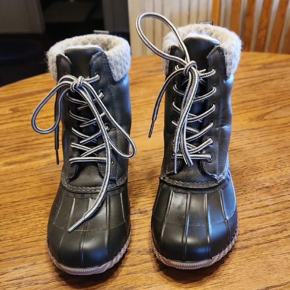 Magellan Snow Winter Boots Size 5
